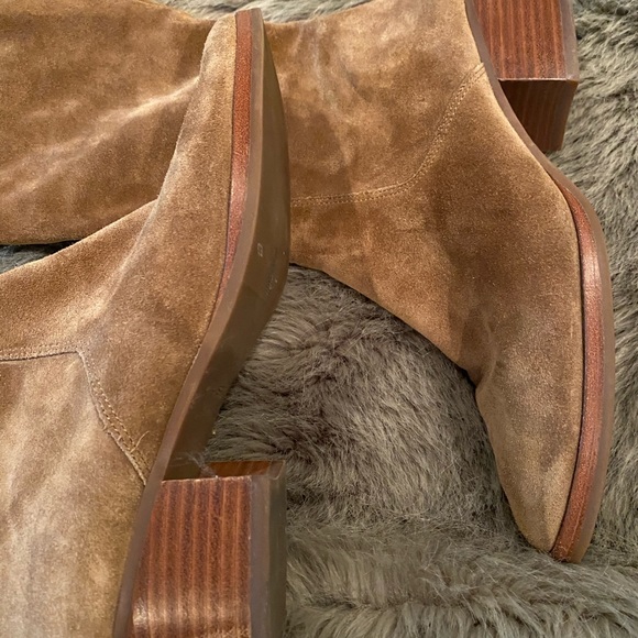 Via Spiga over the knee tan suede boots - Picture 3 of 6